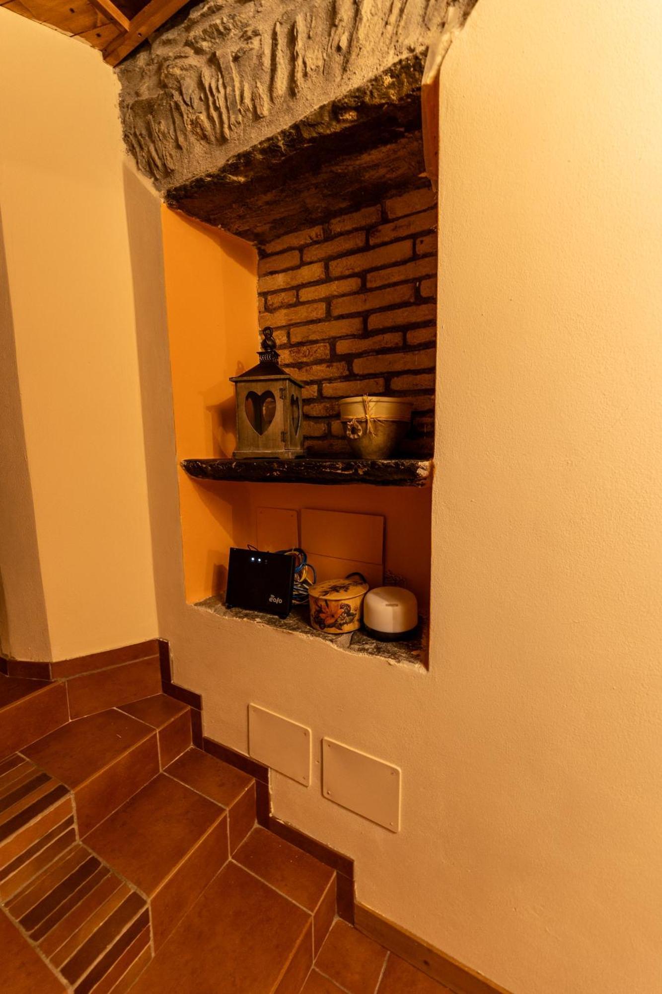 Rustico Verginate Bellano Buitenkant foto
