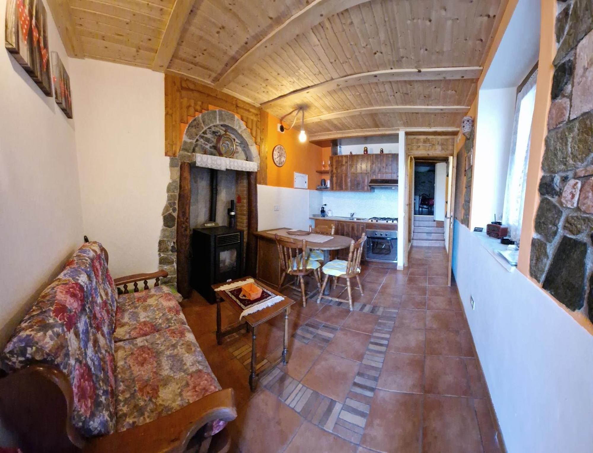 Rustico Verginate Bellano Buitenkant foto